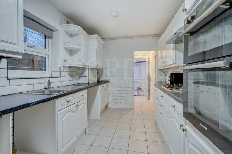 Glynfield Road, London, NW10 4 bed terraced house for sale