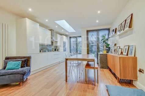 2 bedroom cottage for sale