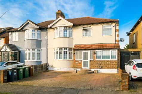 Dale View Crescent, North Chingford 6 bed semi