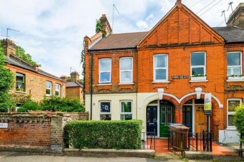 2 bedroom maisonette for sale