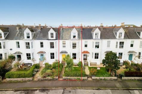 5 bedroom terraced house for sale