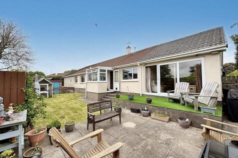 4 bedroom bungalow for sale