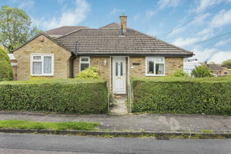 2 bedroom detached bungalow for sale