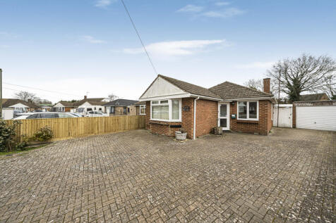 3 bedroom bungalow for sale