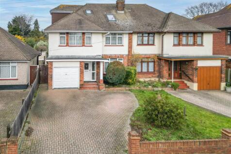 4 bedroom semi-detached house for sale