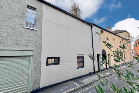 1 bedroom terraced house for sale