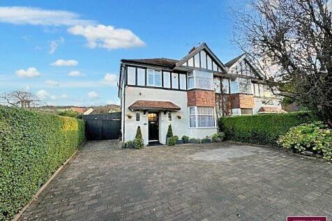 4 bedroom semi-detached house for sale