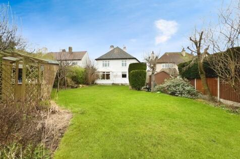 Bryntirion Drive, Prestatyn... 4 bed detached house for sale