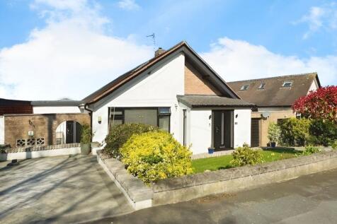 The Circle, Prestatyn, Denbighshire... 4 bed detached bungalow for sale