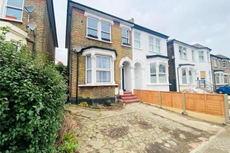 Catford Hill, London, SE6 1 bed flat for sale