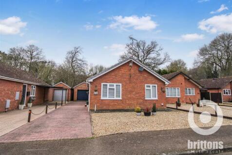 Euston Way, South Wootton, King's Lynn 3 bed detached bungalow for sale