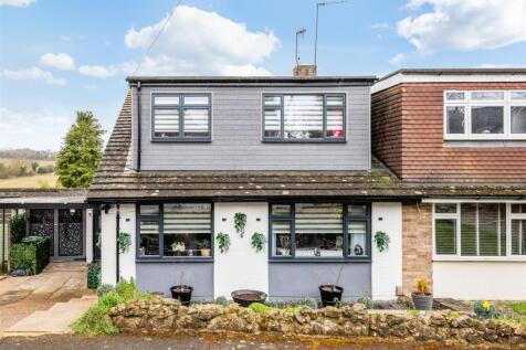 4 bedroom semi-detached house for sale