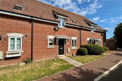 Chelmer Village, Chelmsford 2 bed terraced house for sale