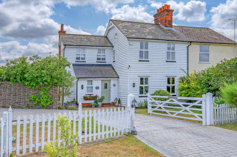 4 bedroom semi-detached house for sale