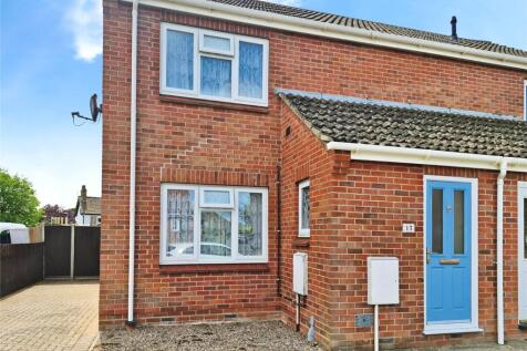 2 bedroom semi-detached house for sale