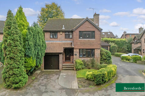 Rosebay Avenue, Billericay, CM12 4 bed detached house for sale