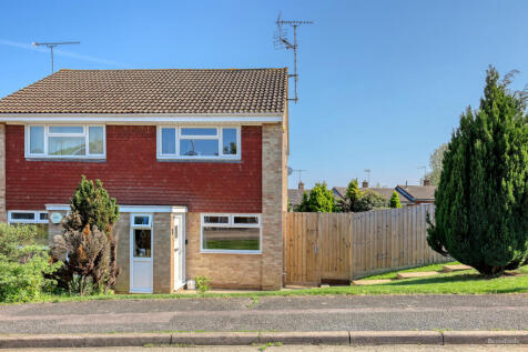 2 bedroom semi-detached house for sale