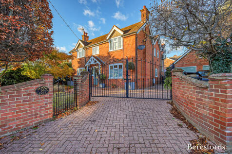 School Lane, Broomfield, CM1 4 bed detached house for sale