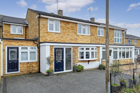 Heathfield Road, Chelmsford, CM1 5 bed semi