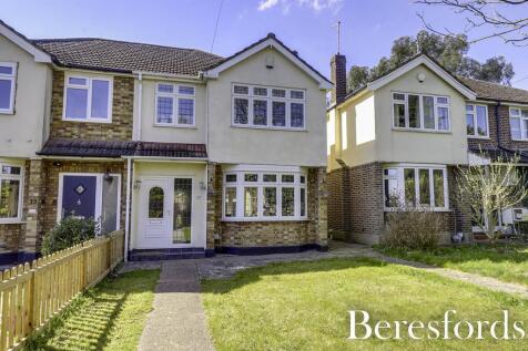Brentwood Road, Ingrave, CM13 3 bed semi