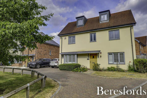 Magnolia Crescent, Great Warley, CM13 5 bed detached house for sale