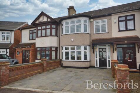 Laurel Crescent, Romford, RM7 3 bed terraced house for sale