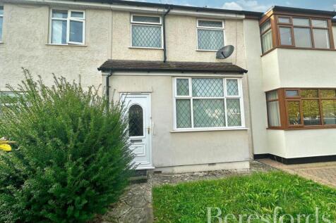 Northumberland Avenue, Hornchurch, RM11 3 bed terraced house for sale