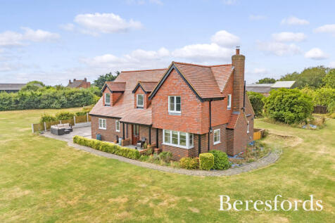Nags Head Lane, Upminster, RM14 5 bed detached house for sale