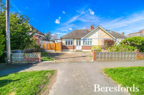 Moor Lane, Upminster, RM14 5 bed bungalow for sale