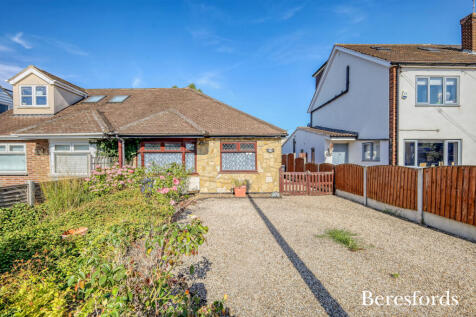 3 bedroom bungalow for sale