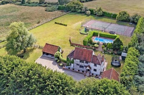 Outings Lane, Doddinghurst, CM15 5 bed detached house for sale