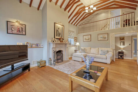 Chignal St. James, Chelmsford, CM1 4 bed semi