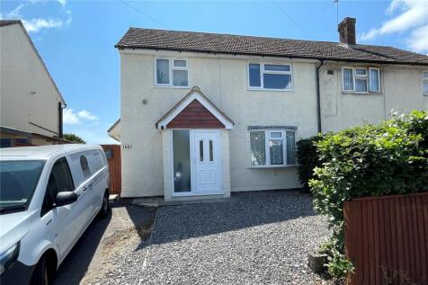 Barncroft Way, Havant, Hampshire, PO9 3 bed semi