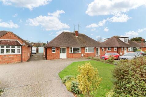 2 bedroom semi-detached bungalow for sale