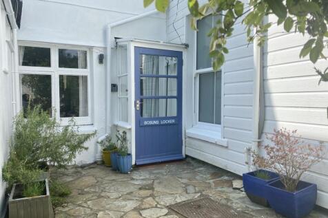 Bosuns Locker, Port Isaac, PL29 2 bed apartment for sale