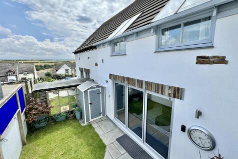 Sarahs View, Padstow, PL28 2 bed terraced house for sale