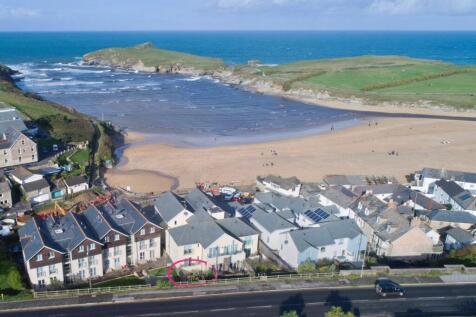 Beach Road, Porth, TR7 2 bed apartment for sale