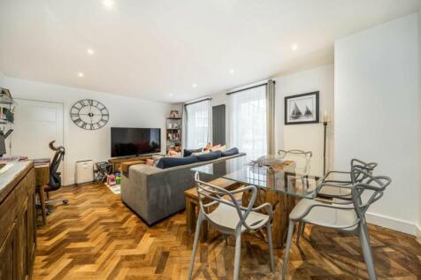 Wapping Lane, London E1W 3 bed flat for sale