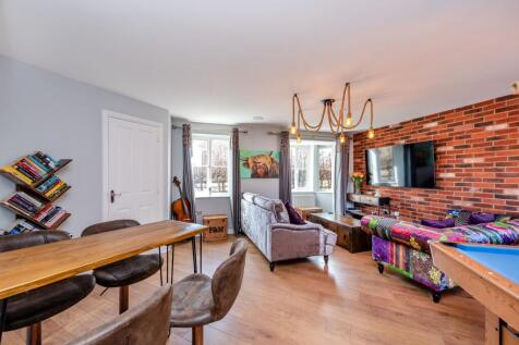 Sheridan Avenue, Ewloe, CH5 3 bed end of terrace house for sale