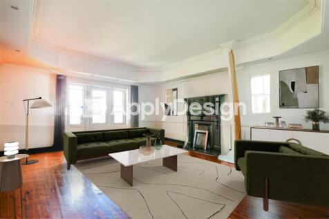 3 bedroom flat for sale