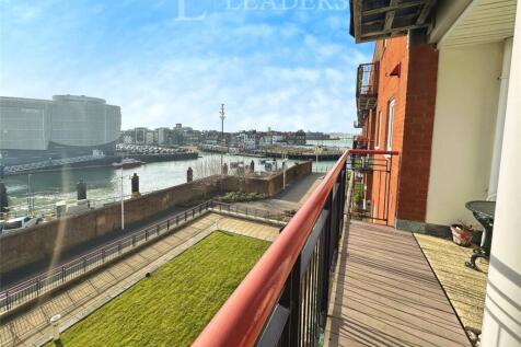 Arethusa House, Gunwharf Quays... 2 bed apartment for sale