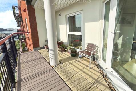 Gunwharf Quays, Portsmouth, Hampshire 2 bed apartment for sale