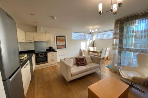 Queen Street, Portsmouth, Hampshire 2 bed apartment for sale