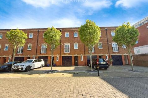 Perseus Terrace, Gunwharf Quays... 4 bed terraced house for sale