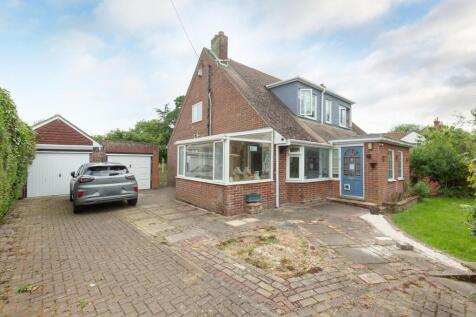 6 bedroom detached house for sale