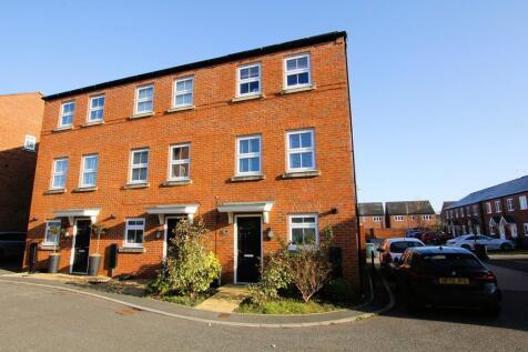 Arnhem Way, Saighton, Chester 4 bed townhouse for sale