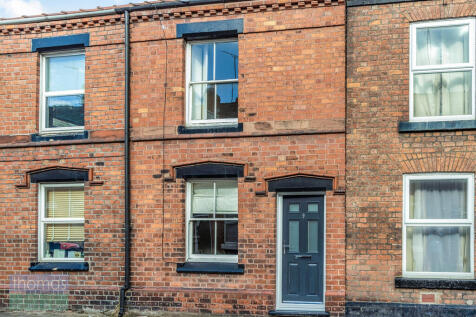 Cecil Street, Boughton, Chester 2 bed terraced house for sale