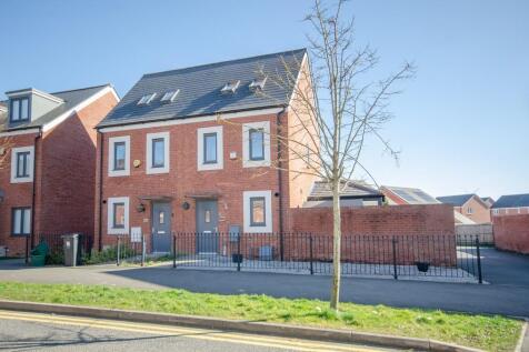 3 bedroom semi-detached house for sale