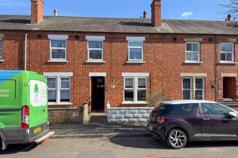 Lime Grove, Newark NG24 3 bed terraced house for sale