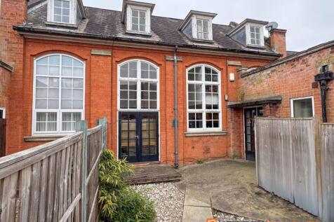 Barnby Road, Newark NG24 3 bed flat for sale